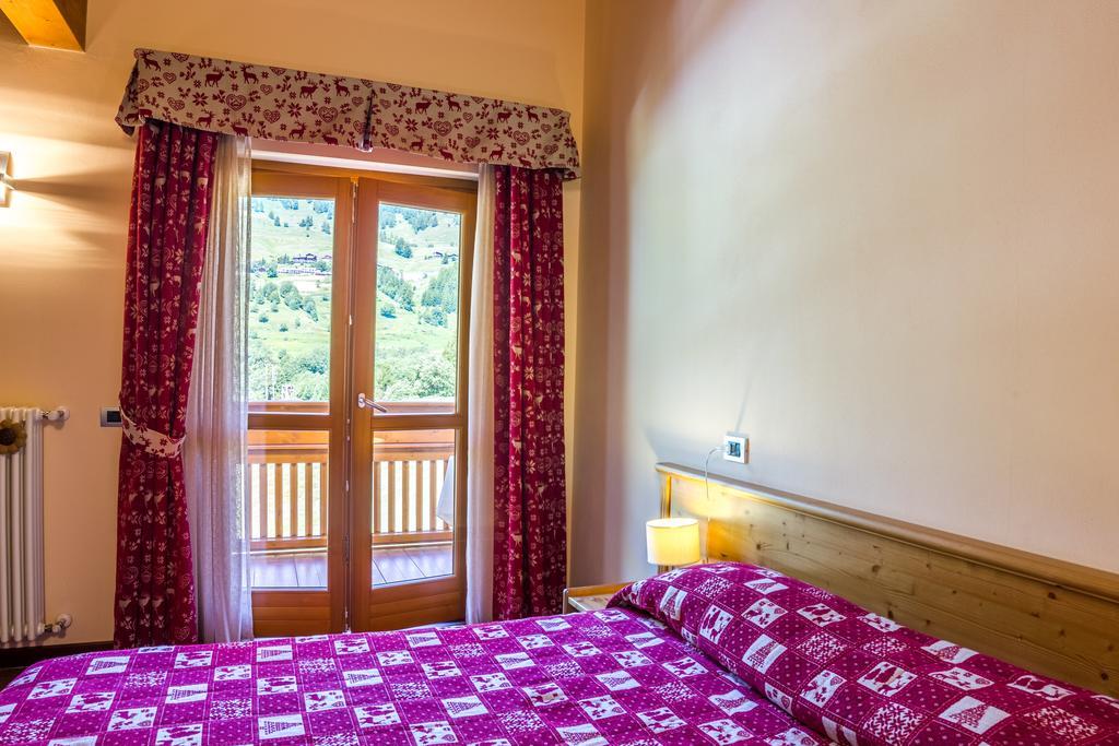 Albergo Punta Zerbion Champoluc Room photo